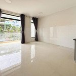 studio ban công 30m2, 4.500.000/vnd, chỉ còn vài phòng