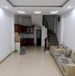 Bán nhà Nguyễn Văn Cừ, Ngọc Lâm, 5 tầng, gần phố, 40m2 ở ngay