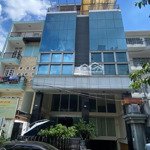 cho thuê tòa nhà mặt tiền nguyễn thị minh khai q1, ngang 10m, dtsd: 800m, nhà mới, trống suốt,