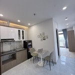 cho thuê căn hộ tại ngõ 8 lê quang đạo oto đỗ cửa, full nội thất