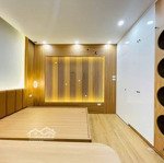 ngõ chùa hưng ký, hai bà trưng. dt 26m2 x 4 tầng, mt 2m, giá 3,73 tỷ. ô tô đỗ cách 40m.