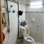 cho thuê nhà hẻm 5m nguyễn thị nhỏ p. 9 quận tân bình, giá 8 triệu, 40m2