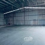 cho thuê 250m2 kho cách bigc 800m tại mễ trì thượng