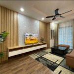 bán căn hộ seasons avenue,mỗ lao, hà đông. dt 80m2, 2pn, 2wc, full nt. giá 6,1 tỷ lh 0961689478