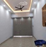 nhà đẹp cầu giấy-32m2 x 5 tầng đủ công năng-dân xây kiên cố-ngõ thông ba gác phóng-100m ô tô tránh