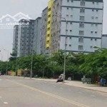 mặt tiền đ. vành đai làng đại học,đối diện kí túc xá khu b làng đh thủ đức. 157 m2. 12 tỷ 999 tl