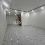 chính chủ bán nhà 5 tầng phân lô vỉa hè tại quang trung. dt: 40m2. giá nhỉnh 13 tỷ. lh: 097197156