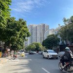 bán nhà nguyễn khang cầu giấy, diện tích 54m2,6 tầng thang máy, giá 14,6 tỷ. 0912.993377