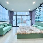 cho thuê căn hộ tách bếp 40m2 full nội thất + tặng ban công 20m2 ngay tân cảng, chợ văn thánh