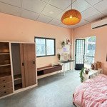 cho thuê căn hộ trần văn đang studio ban công, 30m2, full nội thất hàng hot