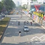 cho thuê nhà mặt phố giảng võ. dt: 160m2x2t. mt: 7.5m ( lô góc )