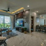 bán căn hộ phú mỹ hưng, quận 7. dt 135 m2, 3pn - 3 wc, căn góc view sông,full nội thất, nhà rất đẹp