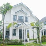 bán biệt thự đế liên tại vườn vua resort &villas view hồ sen, bể bơi riêng. giá tốt nhất thị trường