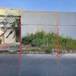 bán gấp lô đất đ.văn lang, gần chợ rạch sỏi, rạch giá , kiêng giang 120m2 giá 500tr. shr.