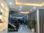 nhà trung kính cầu giấy 85m2 5 tầng ở ngay ô tô tránh vỉa hè hai bên kinh doanh sầm uất 0961450400.