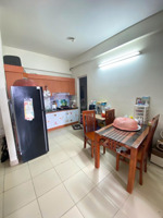 cần bán căn 2 ngủ 64m2 giá tốt lh em linh