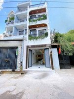 giá rẻ. bán gấp góc 2 mt vị trí cực đẹp nguyễn văn công chỉ 8,5 tỷ, 4x15, 5t tiện ở và kd rất tốt.