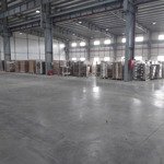 nhà xưởng mới, hệ thống giao thông thuận lợi