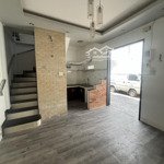 nhà khu vip 3/2 - quận 10 - hẻm xe tải - ngang gần 6m