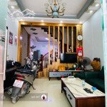 trung tâm cầu giấy nhà phố xuân thuỷ, gần phố,gần ô tô,nở hậu, 3 thoáng,ở sướng xem là cọc ngay!
