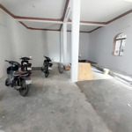 nhà hẻm 8m đường hoà bình giáp quận 11 [8m x 20m] trệt suốt, 2 lầu đang sơn sửa mới