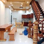 cho thuê nhà nguyên căn - 3 phòng ngủ - có nội thất - đường nguyễn đình chiểu - phường 9 - đà lạt