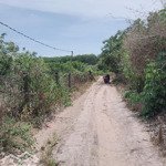 bán lô đất xã hoà hiệp dt: 2.2ha giá 250tr/sào(1000m2) view suối,khu dân cư,đường đá 6m, brvt