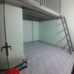 cho thuê phòng trọ có gác lững ngay mặt đường tch10