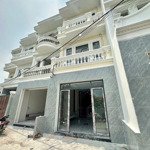 gia đình bán gấp căn biệt thự mini ngay siêu thị bigc đồng nai. thương lượng mạnh