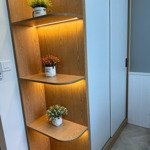 chỉ cần xách vali căn hộ 2pn view cực chill đang chờ bạn!