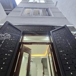 bán nhà trung tâm hai bà diện tích 35m2 5 tầng giá tốt.