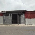 cho thuê kho đường tân triều, thanh trì. dt 400m2 cao 6m, điện 3fa, mái tôn trống nóng. giá 90k/m