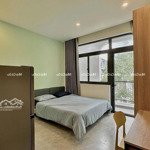 cho thuê phòng 35m2 ban công, full nội thất mới 100%, ngay đường lê văn sỹ gần sân bay