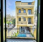 bán căn villa 5 phòng ngủ + hồ bơi, đường 28/3 cách phố cổ hội an 1,5km