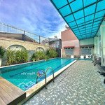 siêu biệt thự vip- mặt tiền đường- kế bệnh viện đk tp thủ đức - 1 hầm 2 lầu, có hồ bơi, dt 430m2