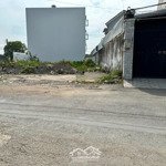 bán đất thổ cư 100% mặt tiền lê thị hà 5x22m, giá 170 triệu/m².