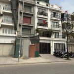 70m2 phân lô vỉa hè - vạn phúc hà đông - 4 tầng thang máy - nội thất xịn chủ tặng hết - giá 10 tỷ