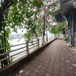 NHÀ PHỐ - MẶT SAU Ô TÔ VÀO NHÀ – GẦN HỒ ĐIỀU HOÀ - CÓ Ô CHỜ THANG MÁY- KHÔNG GIAN SỐNG LÝ TƯỞNG