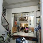 bán nhà 4 tầng 103 m2 mặt ngõ 96 đường chợ hàng cũ, ô tô vào nhà giá 6 tỷ 700 triệu(có thỏa thuận).