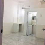 phòng ngay chợ phạm văn hai - giá siêu hạt dẻ thuận tiện đi các quận trung tâm, qua sân bay