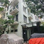 25 tr/tháng! lô góc! 2 mặt ô tô tránh! nhà liền kề ngọc khánh 100m2, 5 tầng, mt9m.