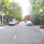 cần bán gấp lô đất giá rẻ mặt tiền đường văn cận gần trường đh ngoại ngữ