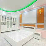 bán nhà mới đẹp full nội thất đoàn thị điểm phú nhuận, 4.5x16m, 3 lầu st, giá 12,5 tỷ