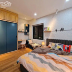 nhà mặt tiền đẹp mới tinh, đường lớn, gần sân bay 455c lê văn sỹ, p. 1, q. tân bình