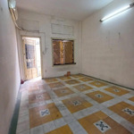 bán nhà hxh đường 3/2,p.11,q.10. đối diện nhà hát hòa bình.dt 3,8x 14,kc 2 tầng. giá 12 tỷ tl