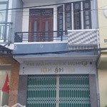 cho thuê toàn bộ căn nhà mặt tiền gần trung tâm thành phố