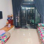 chỉ hơn 3 tỷ- nhà 2tầng mới cứng tại hoà cường, vị trí đắc địa- sát lê thanh nghị- ô tô đậu sát nhà