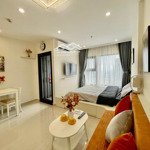 chính chủ bán ch studio full nội thất tại vinhomes d''capitale, 2,7 tỷ, 35m2, sẵn hd thuê 13,tr/th