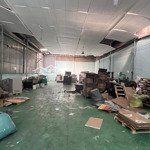 kho xưởng ngay gần vòng xoay an phú 300m2 điện 3 pha nền epoxy