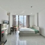 phòng cho thuê full nội thất ban công đường nguyễn hiền quận 3